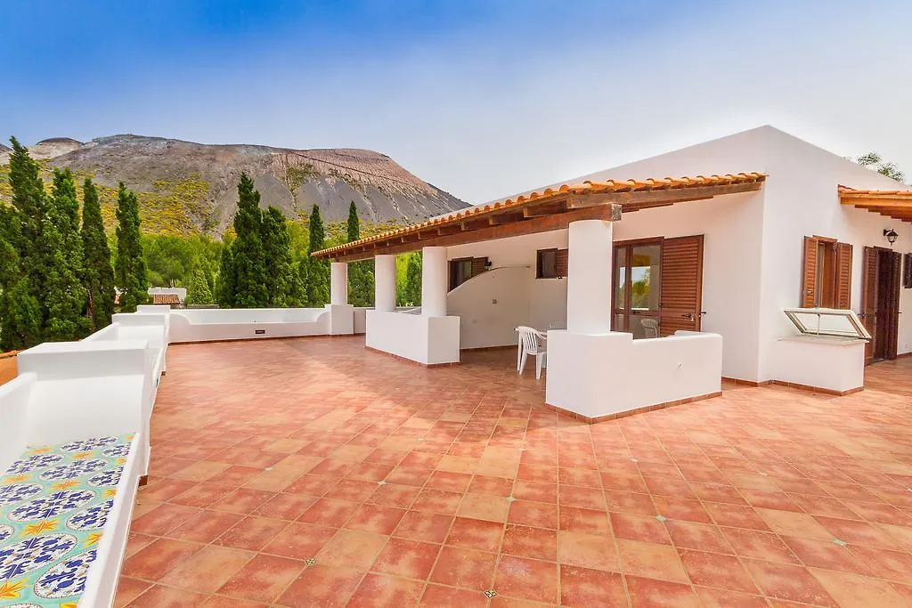 Casa Schmidt Bed and Breakfast Vulcano  Bed & Breakfast Vulcano (Isola)
